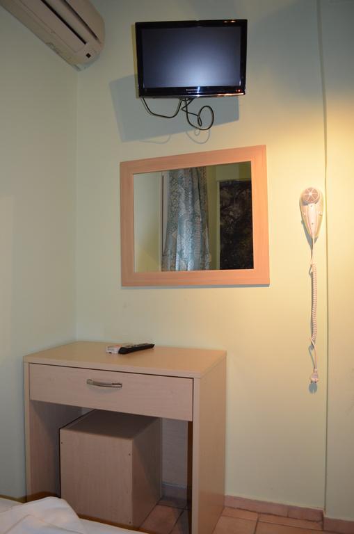 Fontana Rooms Mytilene Room photo